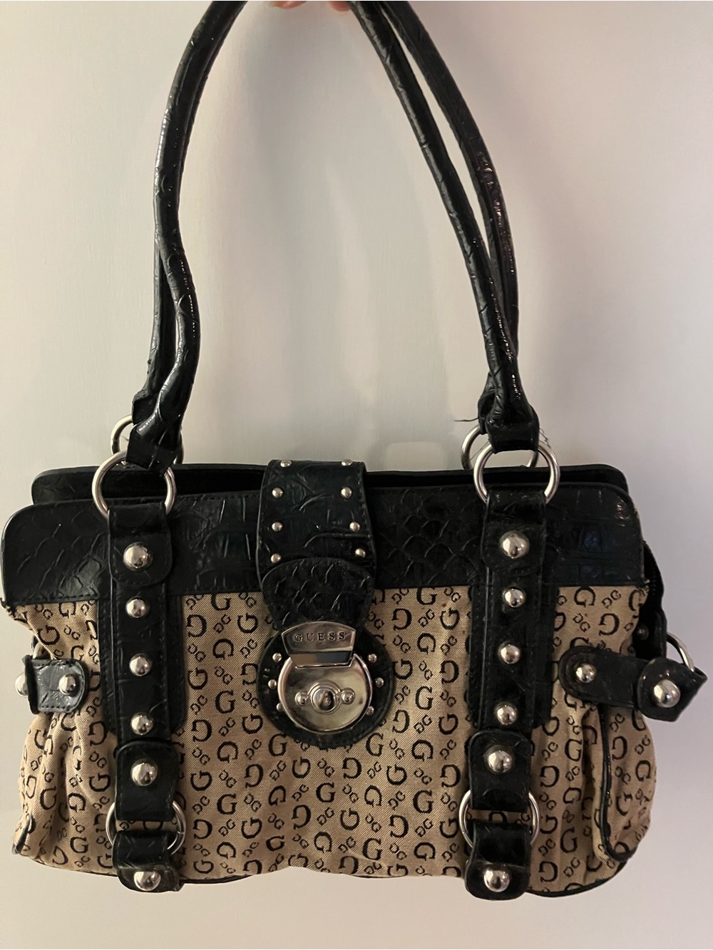 Vintage Y2K GUESS Monogram Studded Clasp Shoulder Bag Purse Black Beige